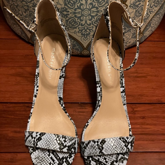 Madden Girl Sandals - Picture 2 of 7